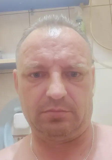 Андрей из Красноярска, мне 47, познакомлюсь для приятного времяпровождения