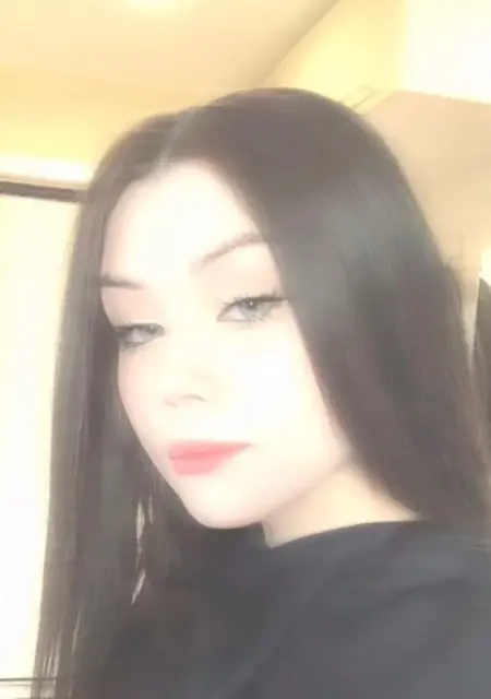 Я Софья, 19, из Новосибирска, ищу знакомство для постоянных отношений