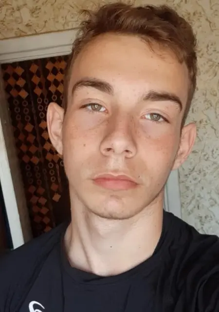 Владислав из Белгорода, ищу на сайте знакомства на одну ночь