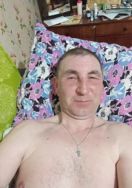 Я Саша, 51, из Ижевска, ищу знакомство для дружбы