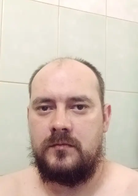 Я Александр, 40, из Киселевска, ищу знакомства на одну ночь