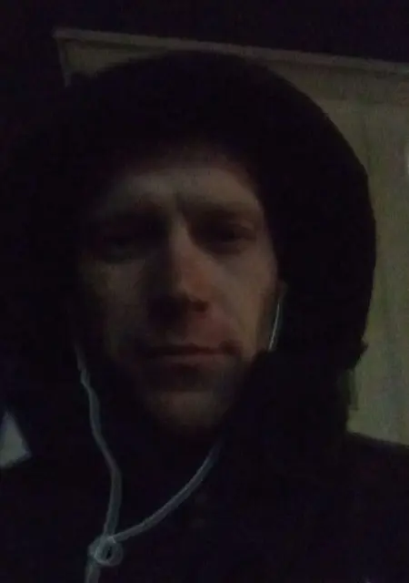 Сергей из Курчатова, мне 32, познакомлюсь на одну ночь