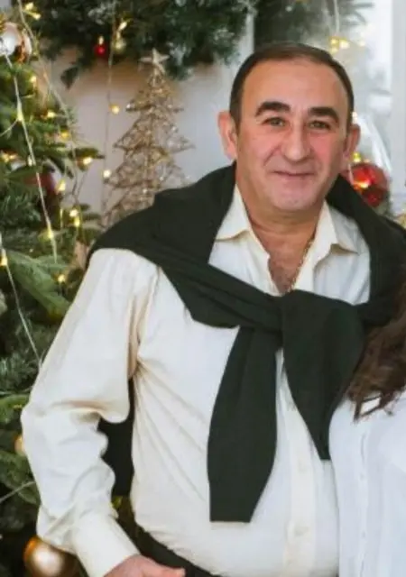 Я Мужчина, 25, знакомлюсь для общения в Артеме