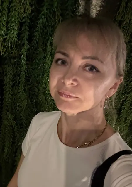 Я Наташа, 45, знакомлюсь для вирта в Великом Новгороде