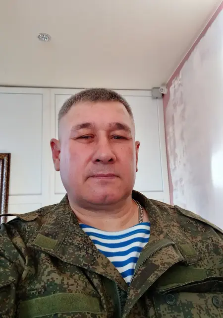 Азат из Ульяновска, мне 53, познакомлюсь на одну ночь