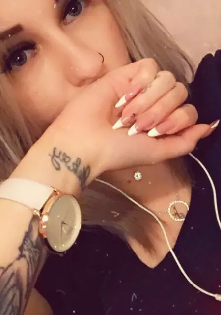 Лёля из Волгограда, ищу на сайте дружбу