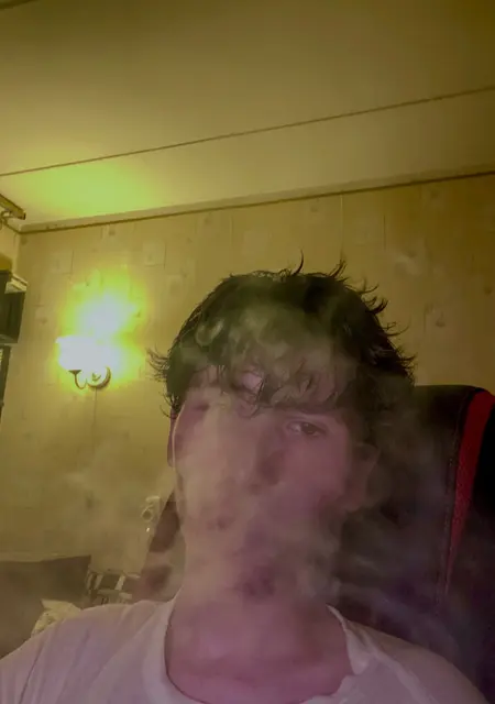 Я Дмитрий, 19, знакомлюсь без обязательств в Великом Новгороде