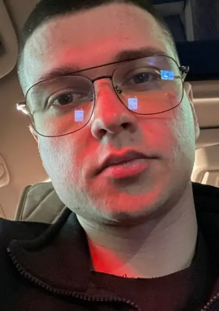 Александр из Северодвинска, мне 27, познакомлюсь на одну ночь