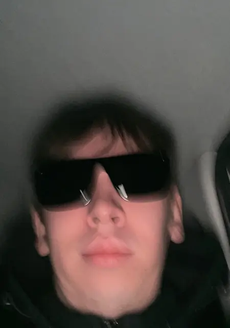 Я Александр, 26, из Чебоксар, ищу знакомство для постоянных отношений