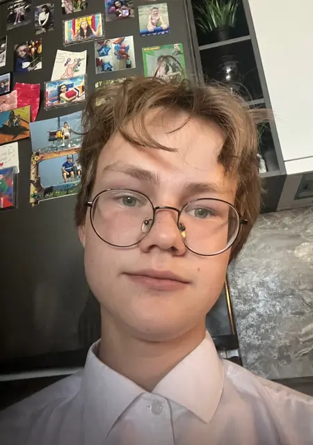 Я Максим, 18, знакомлюсь для приятного времяпровождения в Челябинске