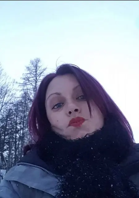 Nadge из Парижа, мне 38, познакомлюсь