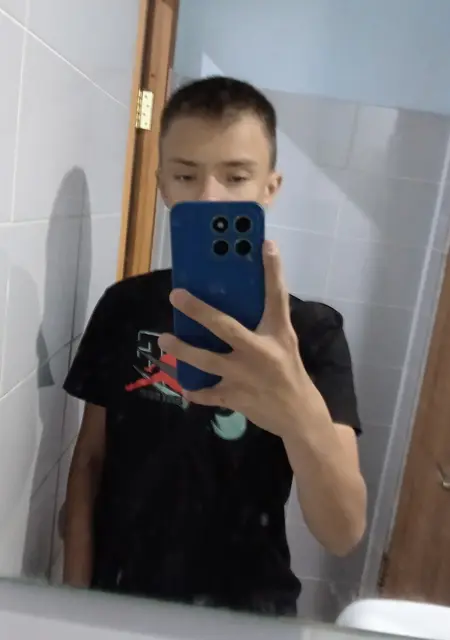 Я Дамир, 20, знакомлюсь для приятного времяпровождения в Перми