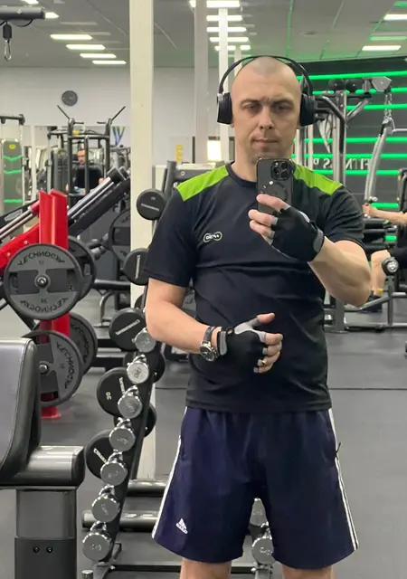 Андрей из Сургута, мне 46, познакомлюсь для приятного времяпровождения