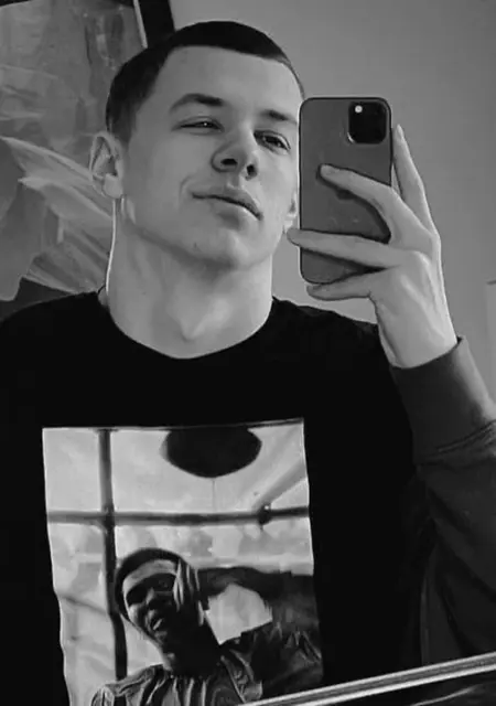 Егор из Подольска, мне 25, познакомлюсь на одну ночь