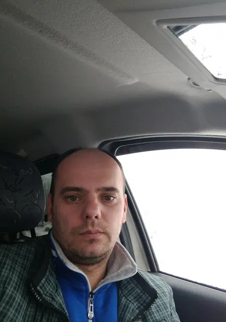 Евгений из Шахт, ищу на сайте знакомства без обязательств