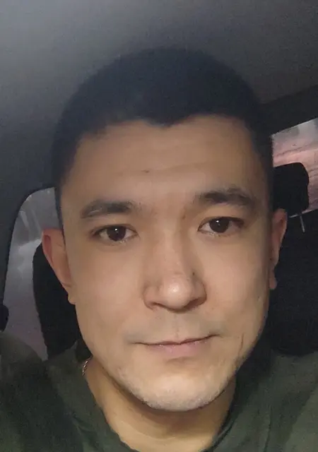 Артур из Санкт-Петербурга, мне 31, познакомлюсь для общения