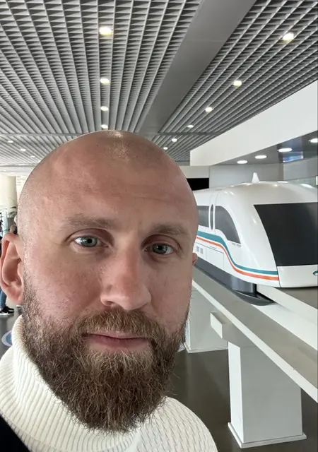 Роман из Москвы, мне 41, познакомлюсь для вирта