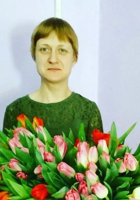 Я Юлия, 37, знакомлюсь на одну ночь в Омске