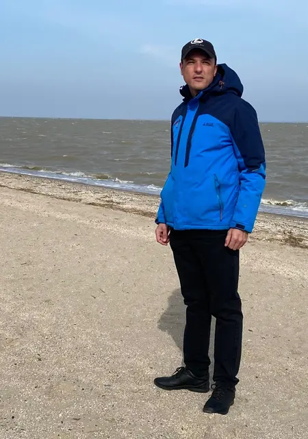 Я Дмитрий, 33, из Ейска, ищу знакомство для дружбы